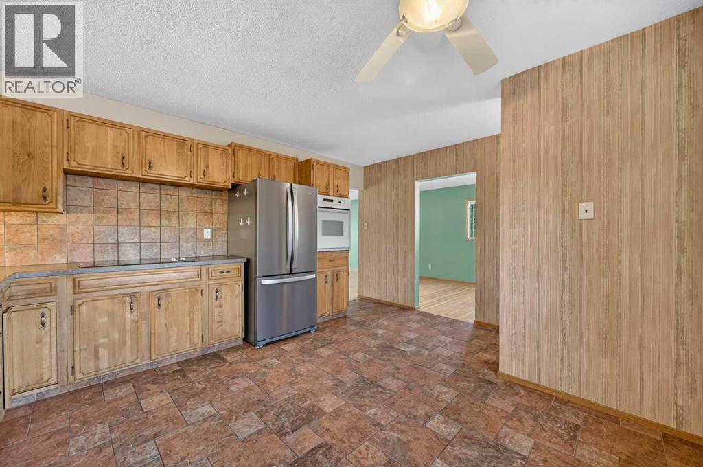637 Willowburn Crescent Se Property Photo 17