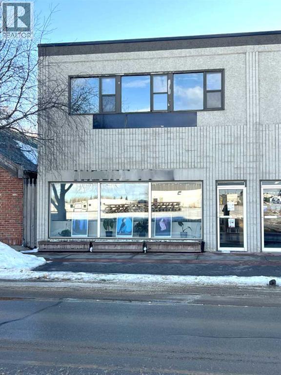 4707 51 Avenue Property Photo 1