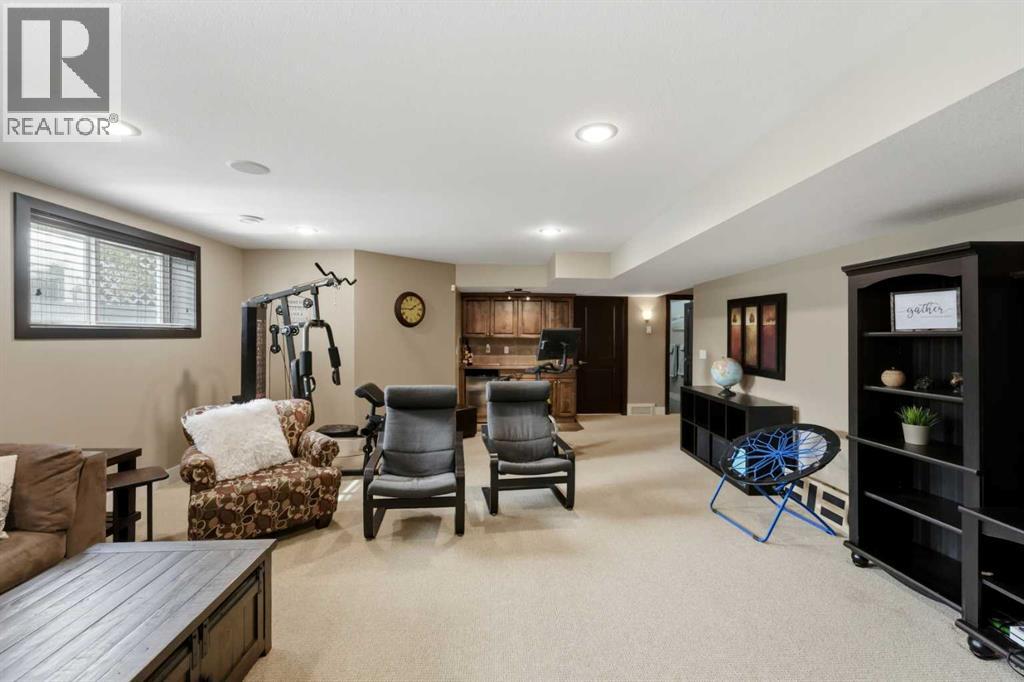 4016 45 Avenue Property Photo 6
