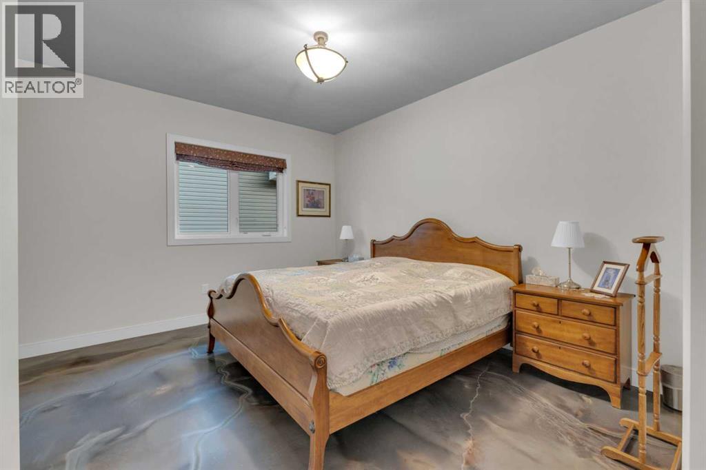 38 Grove Close Property Photo 23