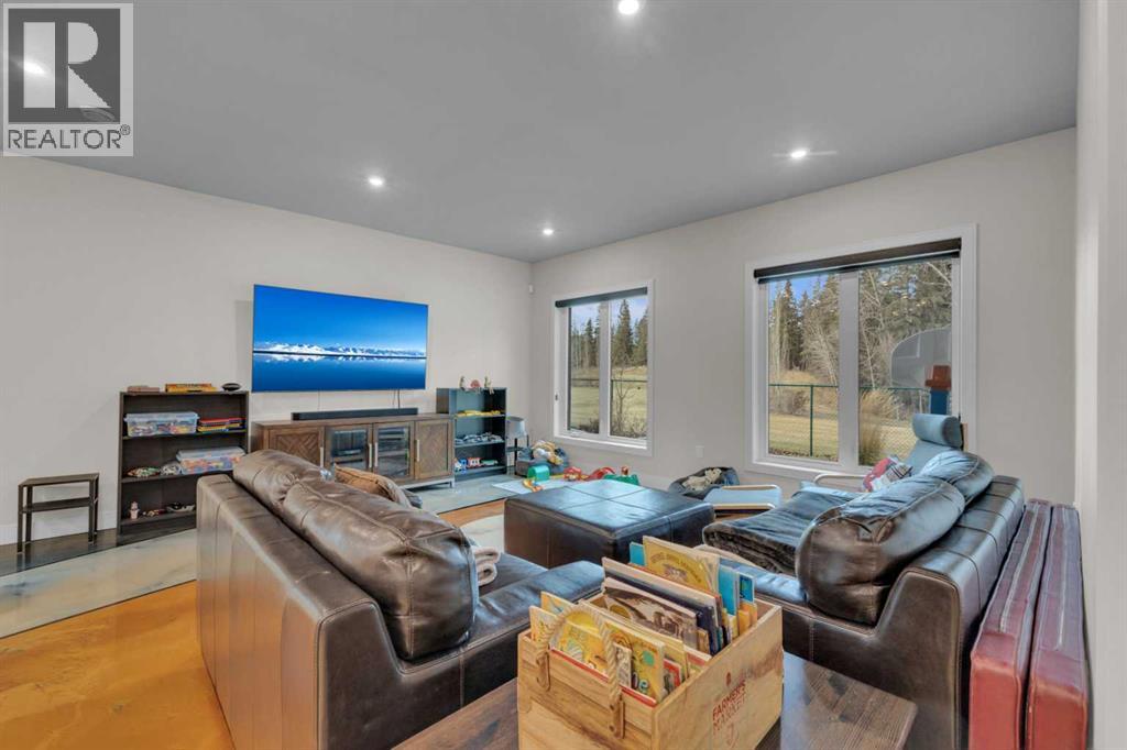 38 Grove Close Property Photo 30