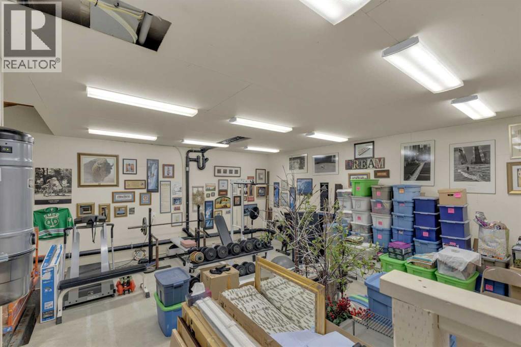 38 Grove Close Property Photo 36