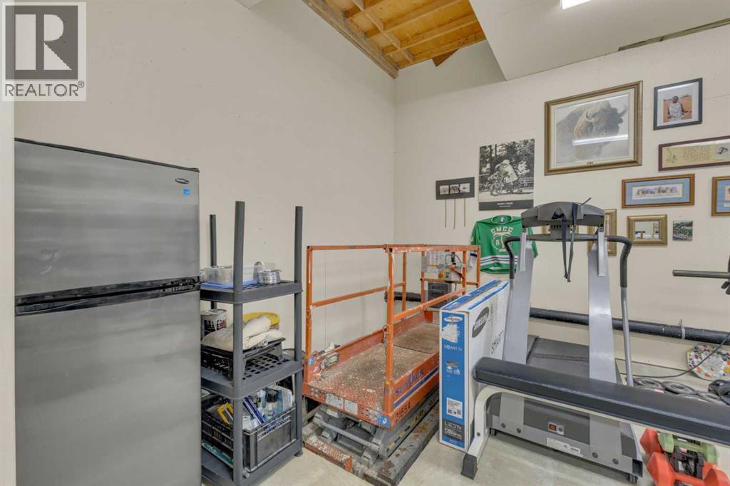 38 Grove Close Property Photo 37