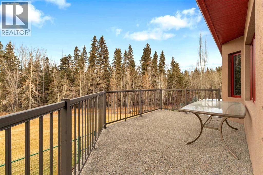 38 Grove Close Property Photo 42