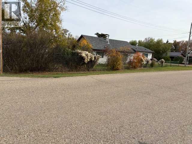 432 Center Street Property Photo 3