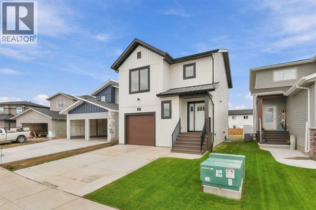 130 Norseman Close Property Photo 1