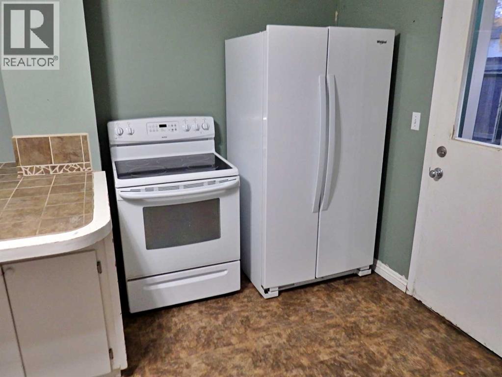4801 53 Avenue Property Photo 18