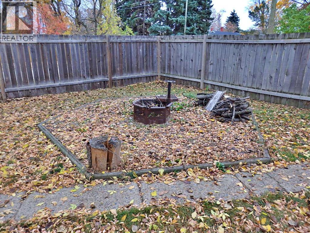 4801 53 Avenue Property Photo 31