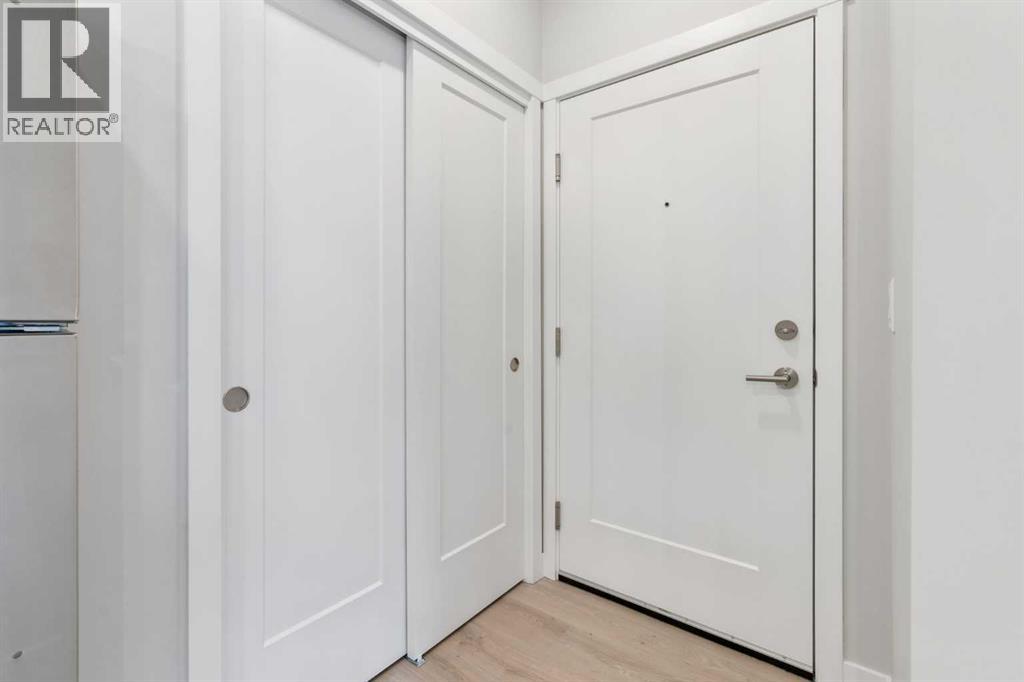 655 Shawnee Square Southwest Property Photo 2