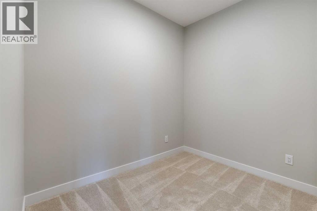 655 Shawnee Square Southwest Property Photo 10