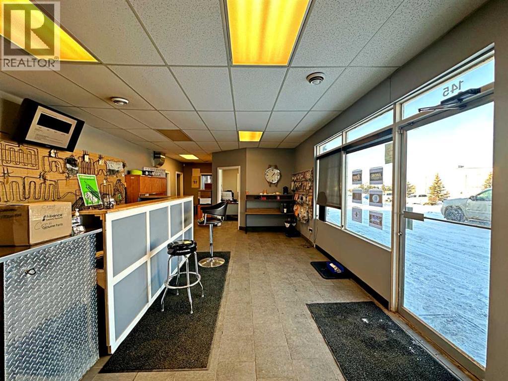 145 Macdonald Crescent Property Photo 4