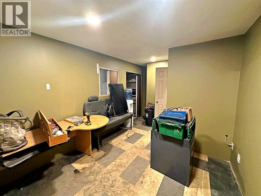 145 Macdonald Crescent Property Photo 14