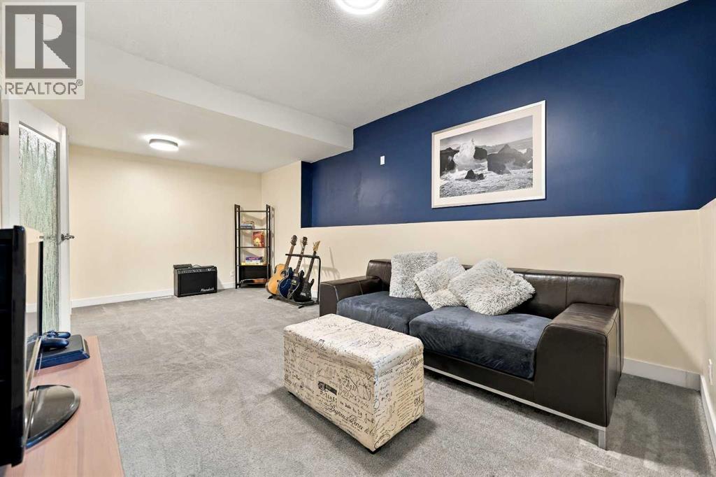 71 Hawkhill Way Nw Property Photo 39