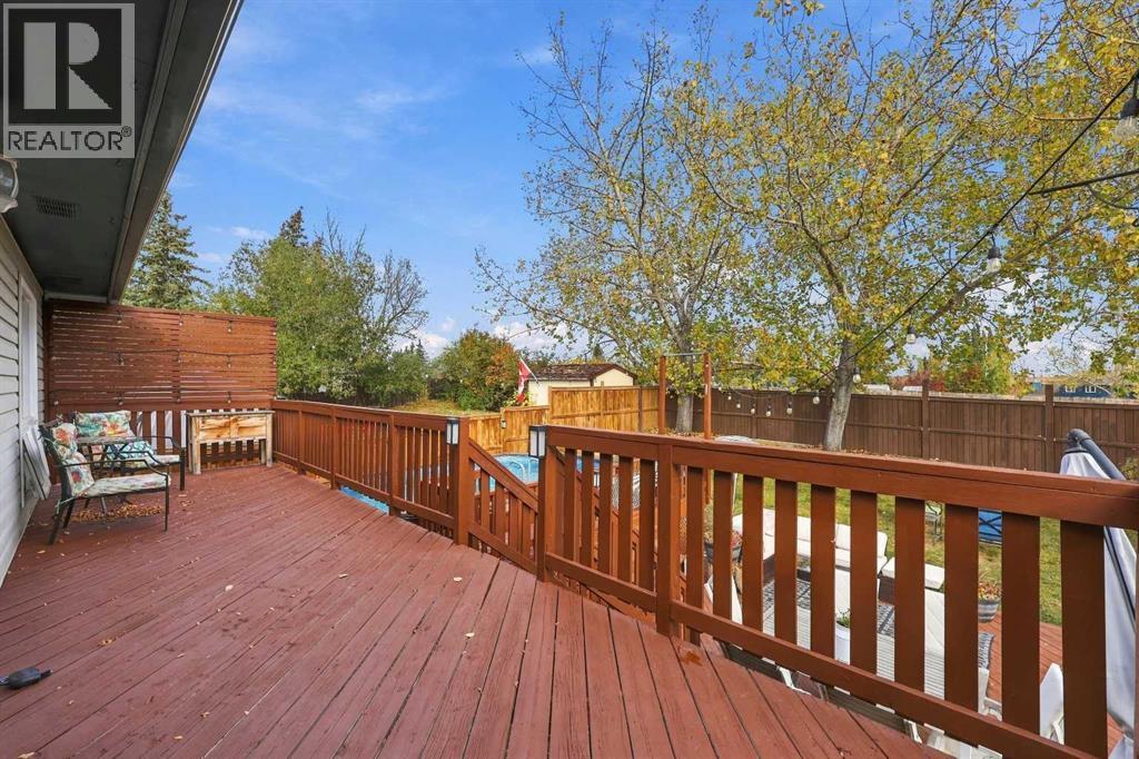 71 Hawkhill Way Nw Property Photo 43