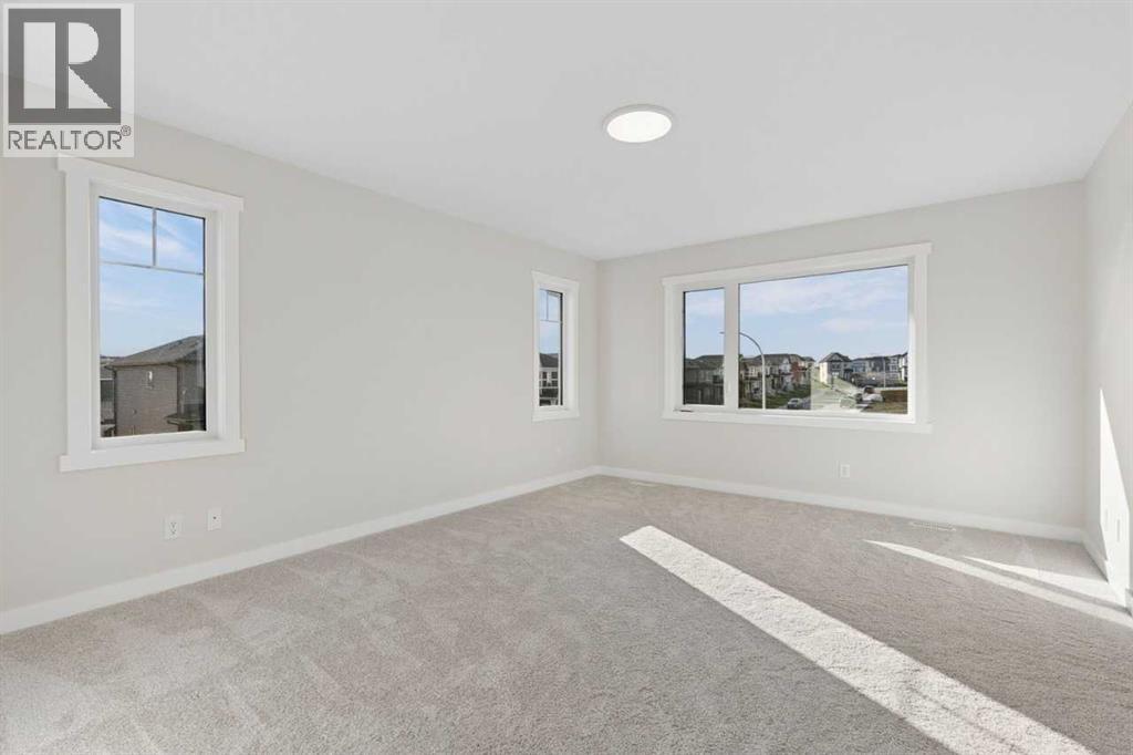 51 Bridgeport Circle Property Photo 13