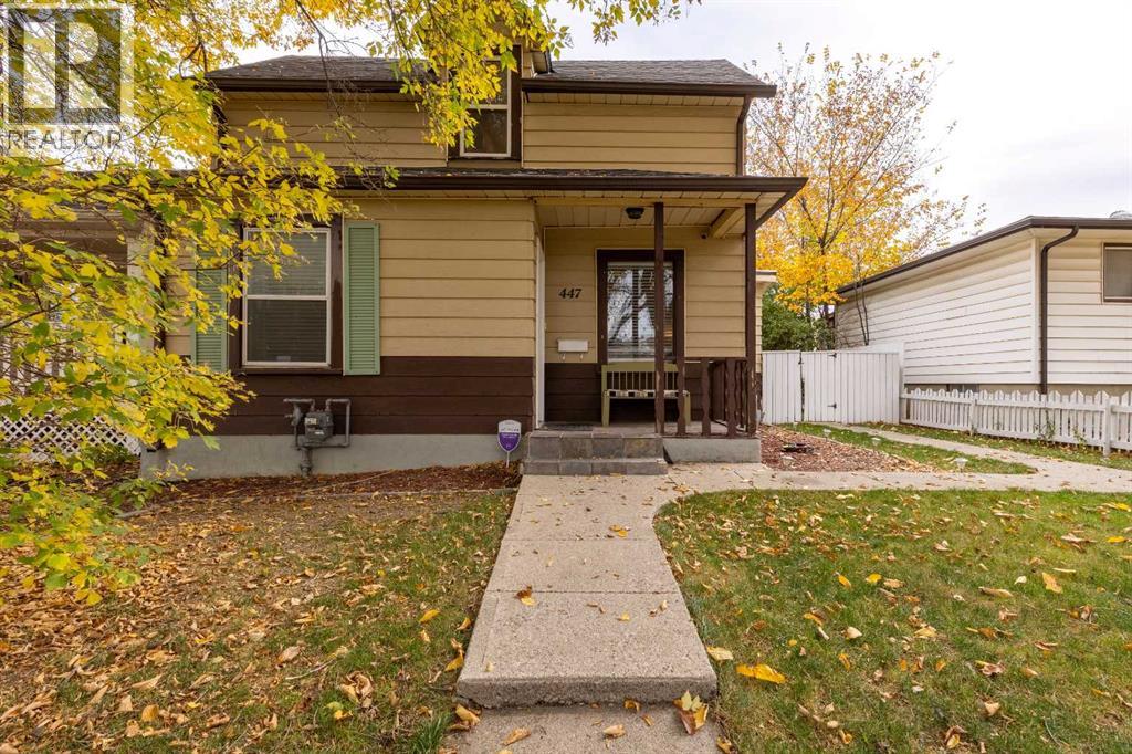 447 20 Street N Property Photo 1