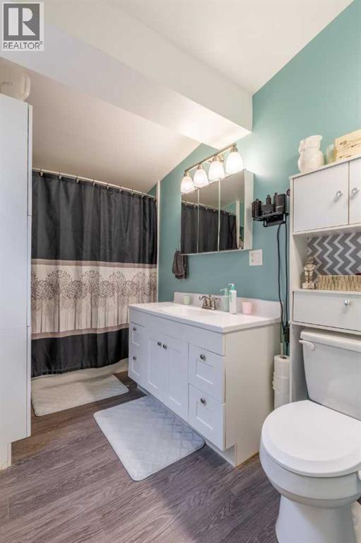 447 20 Street N Property Photo 19