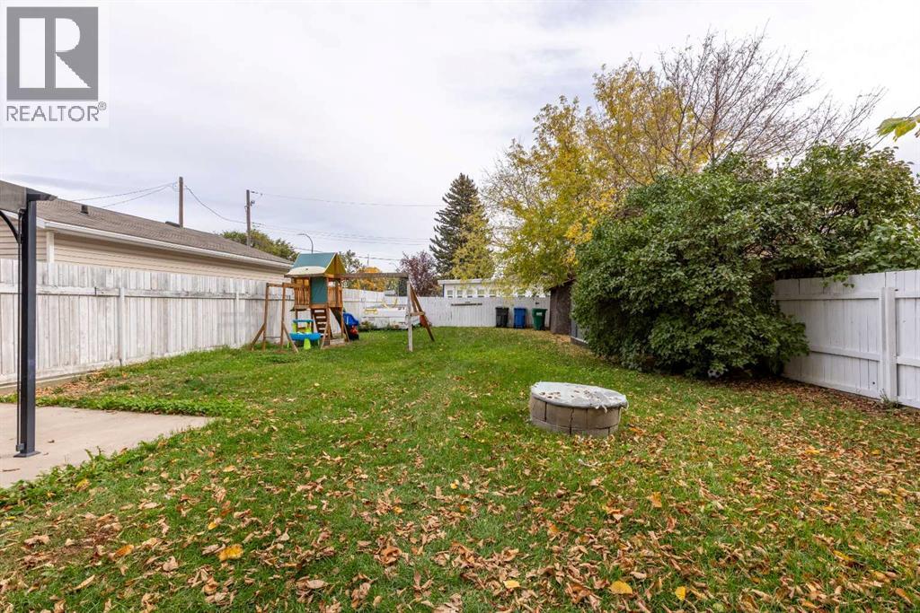 447 20 Street N Property Photo 30