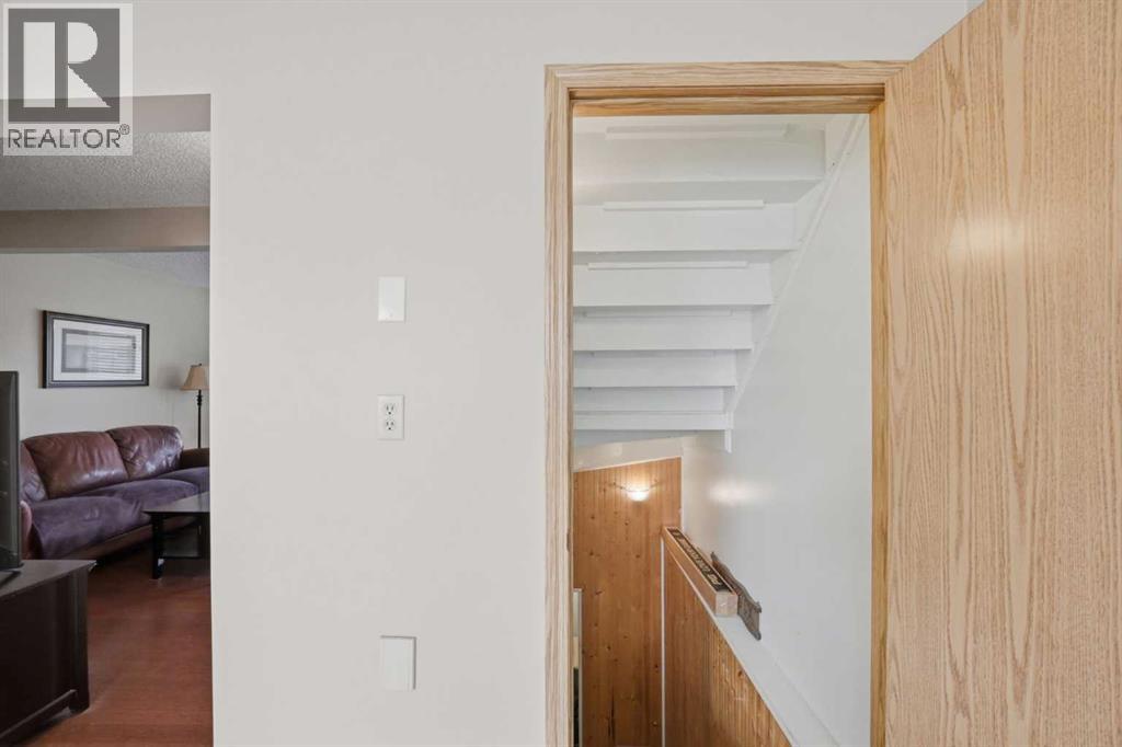 37 Appleside Close Se Property Photo 18