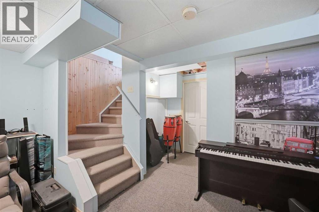 37 Appleside Close Se Property Photo 32