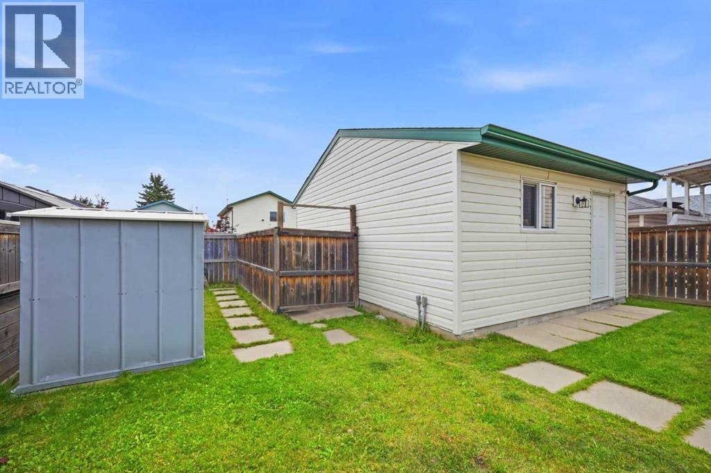 37 Appleside Close Se Property Photo 39