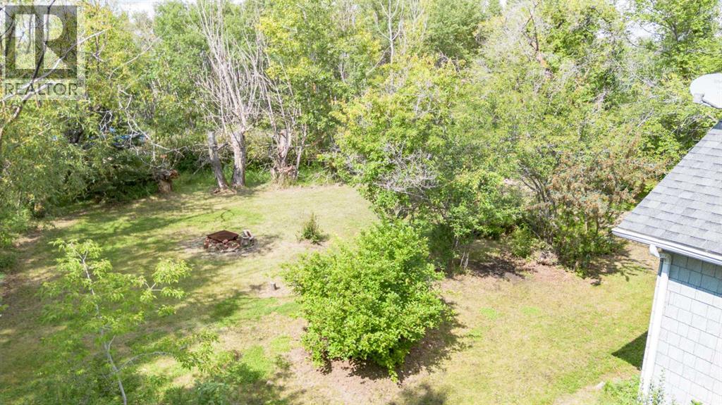 5127 50 Street Property Photo 28