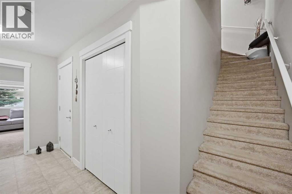 427 Redstone View Ne Property Photo 13