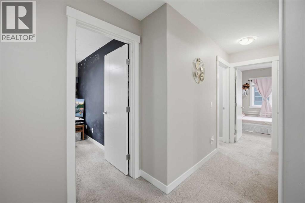 427 Redstone View Ne Property Photo 31