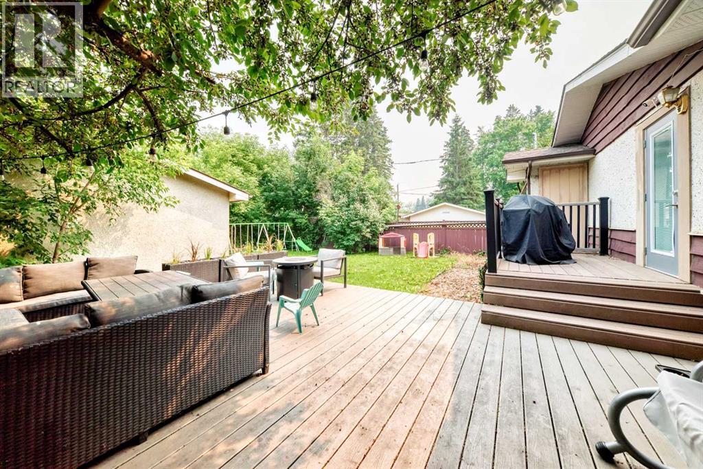 3313 42a Avenue Close Property Photo 14