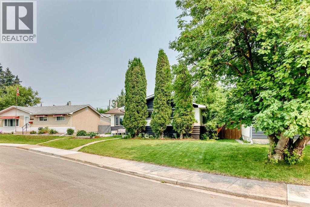 3313 42a Avenue Close Property Photo 41