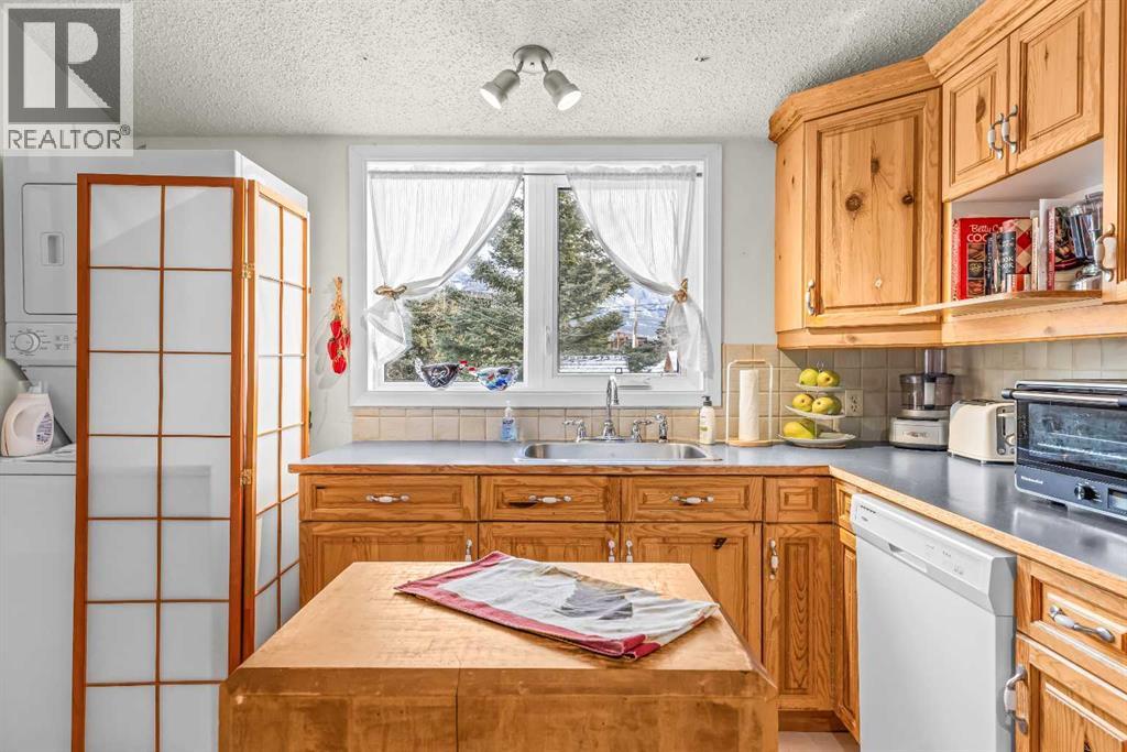 1001 9th Avenue Property Photo 12