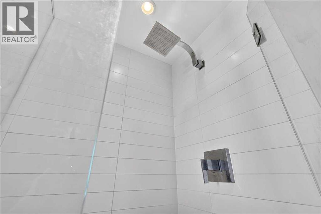 1111 10 Street Southwest Property Photo 34