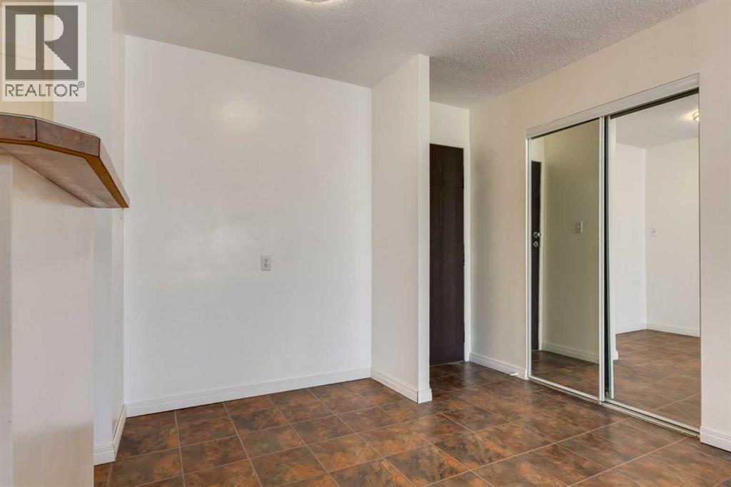 715 15 Avenue Southwest Property Photo 8