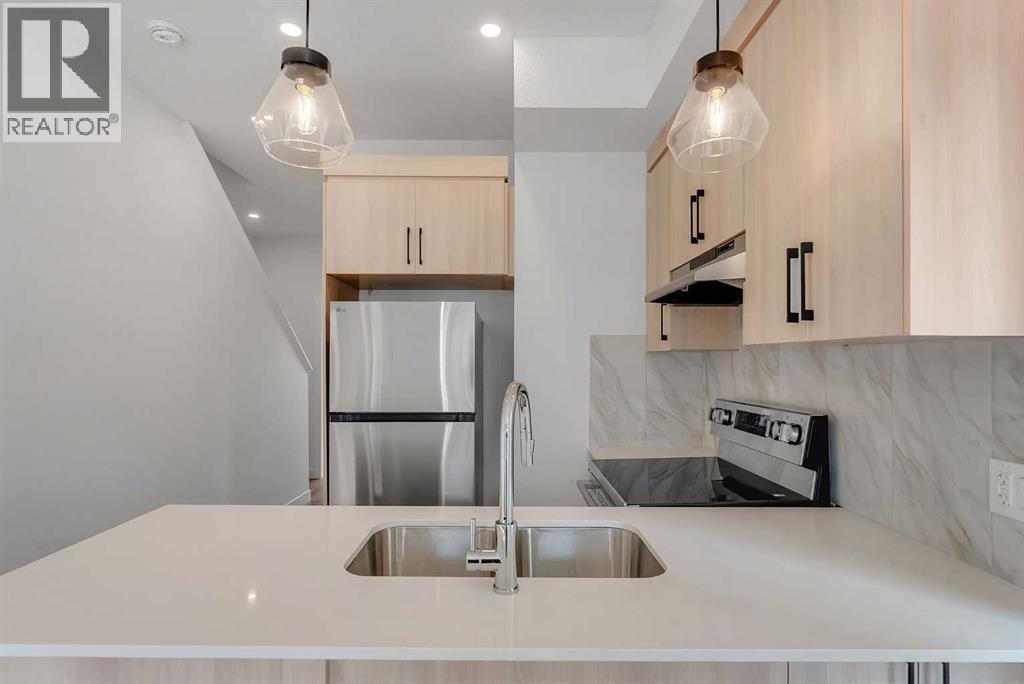 156 Park Street Property Photo 8