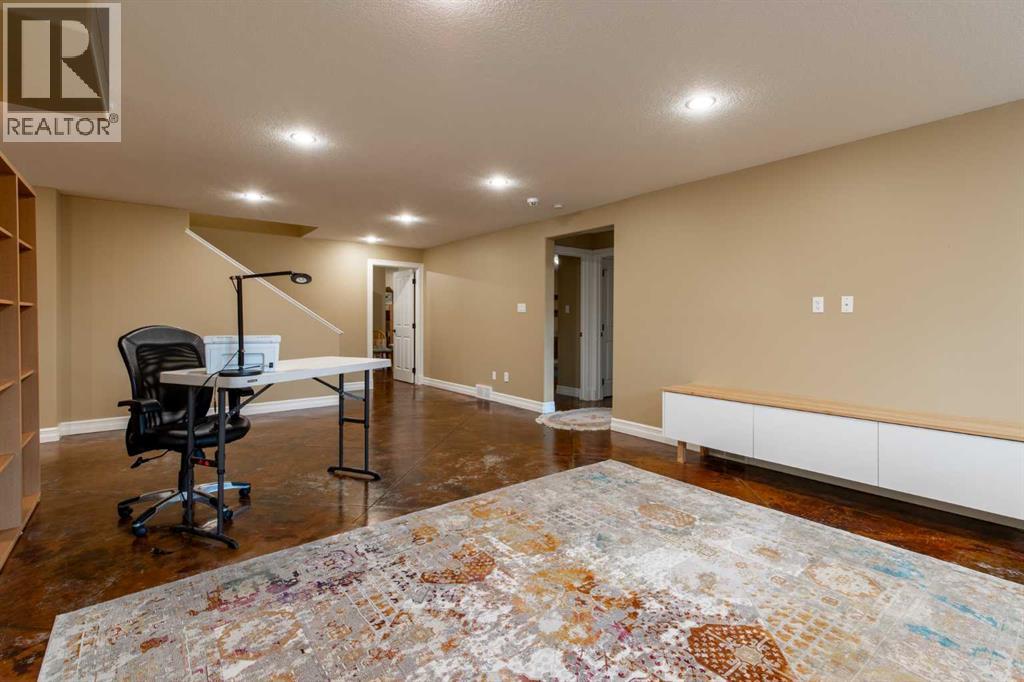 4 Canyoncrest Point W Property Photo 30