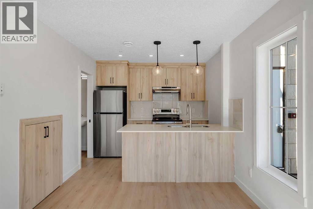 156 Park Street Property Photo 8