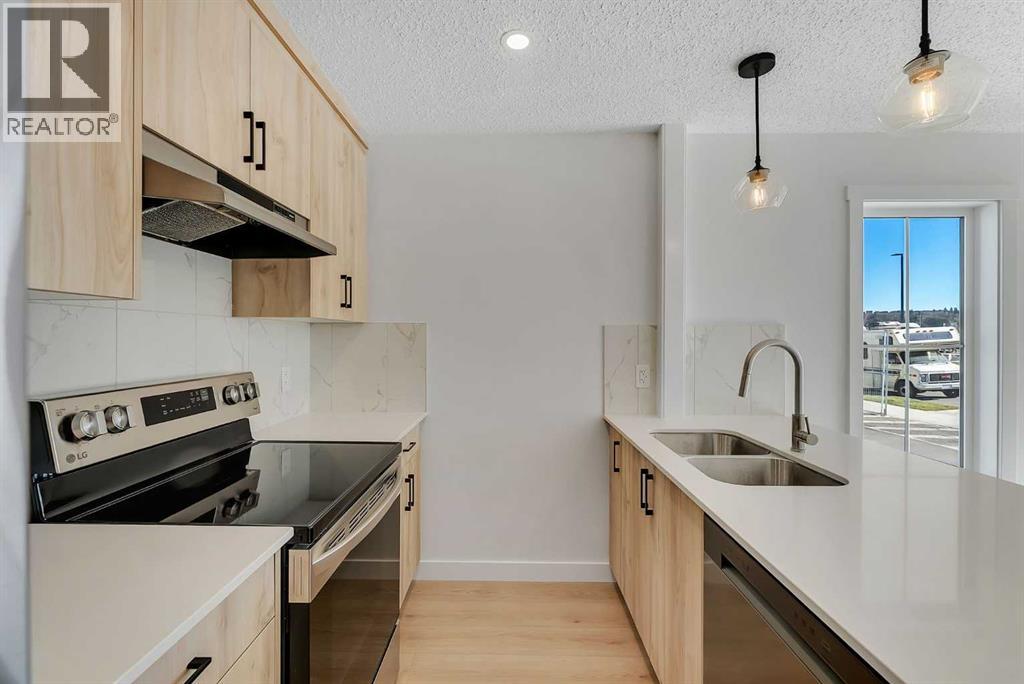 156 Park Street Property Photo 10