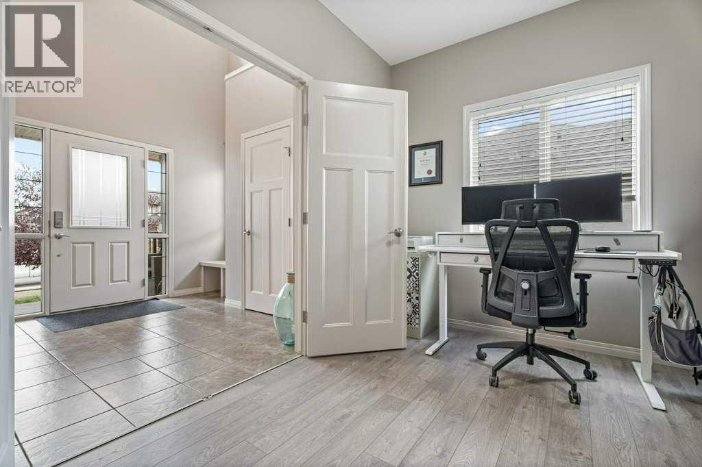 303 Lakeside Greens Drive Property Photo 6