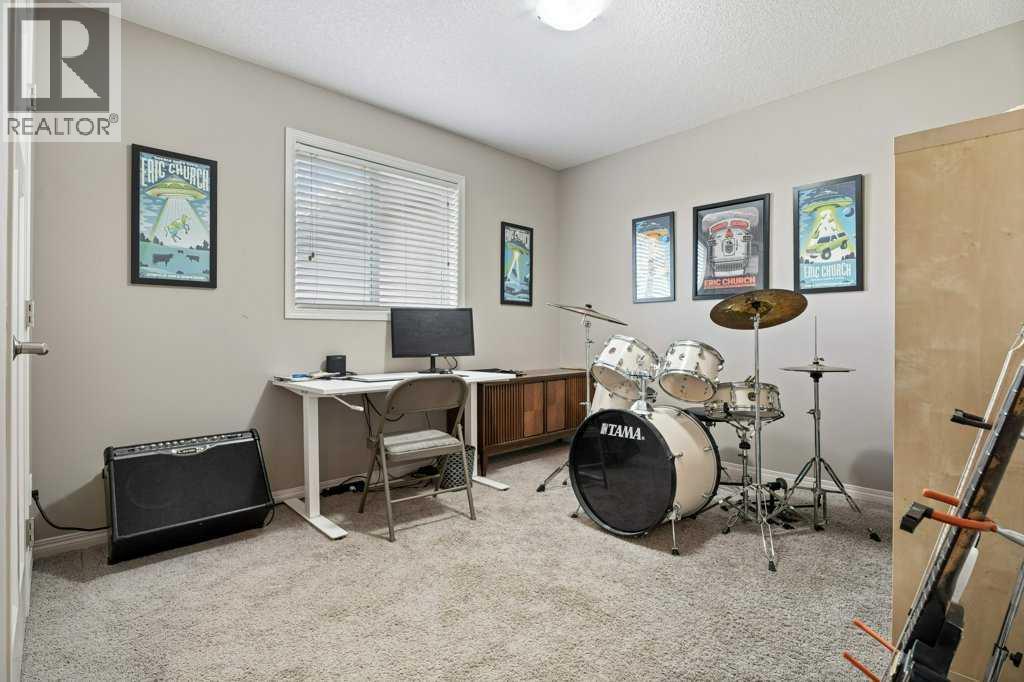 303 Lakeside Greens Drive Property Photo 20
