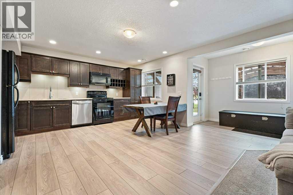 303 Lakeside Greens Drive Property Photo 27