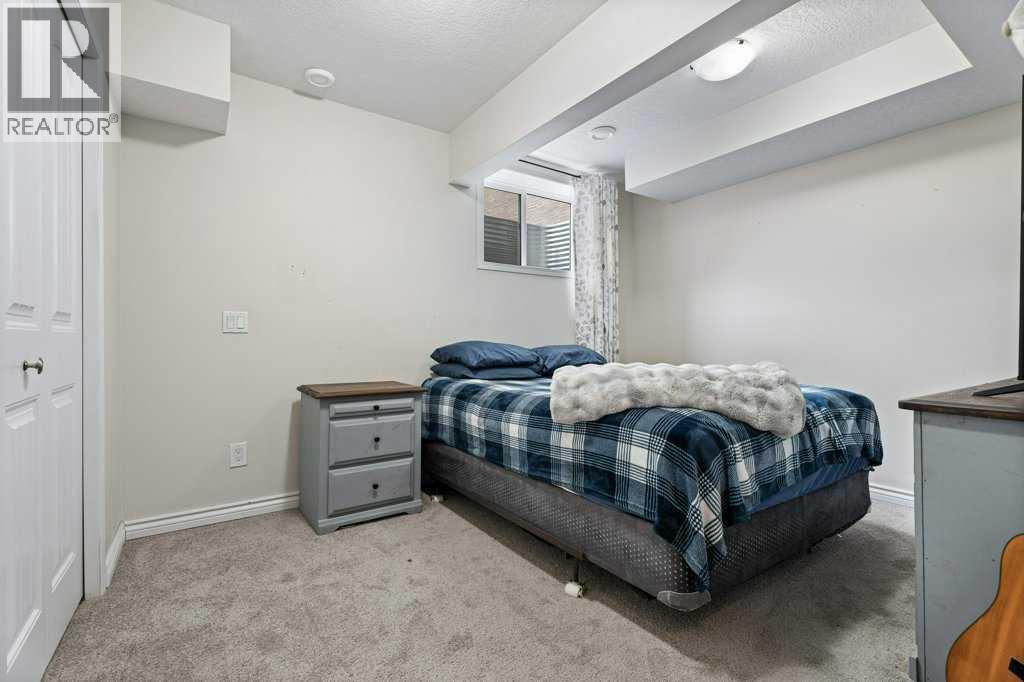 303 Lakeside Greens Drive Property Photo 30