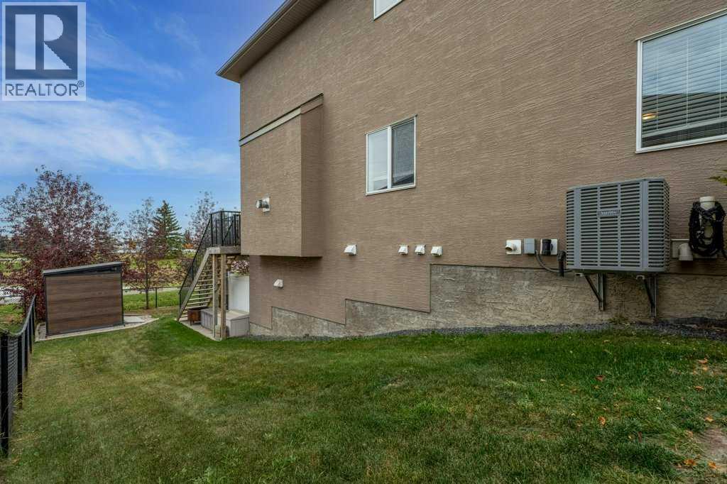303 Lakeside Greens Drive Property Photo 32