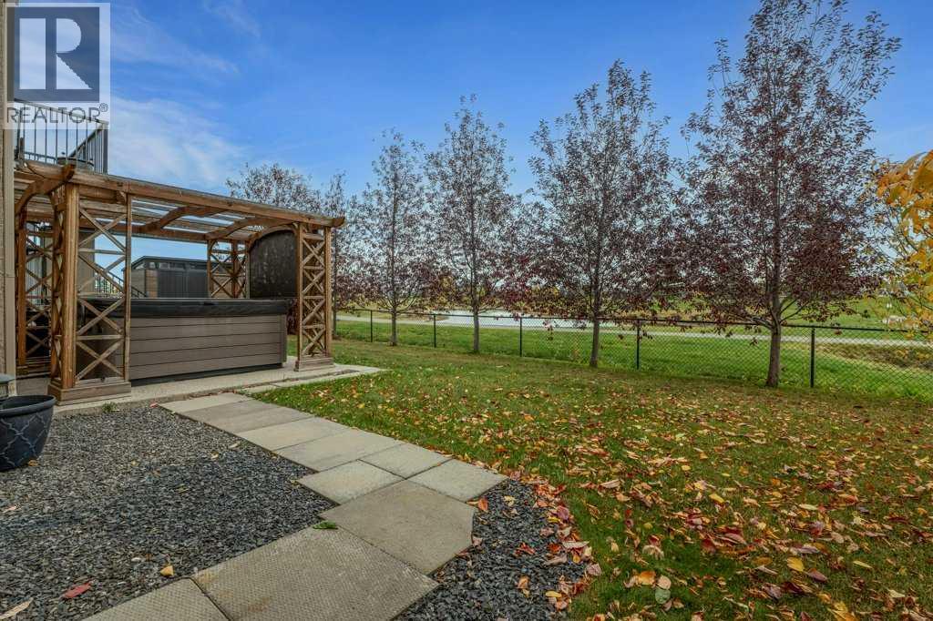 303 Lakeside Greens Drive Property Photo 35