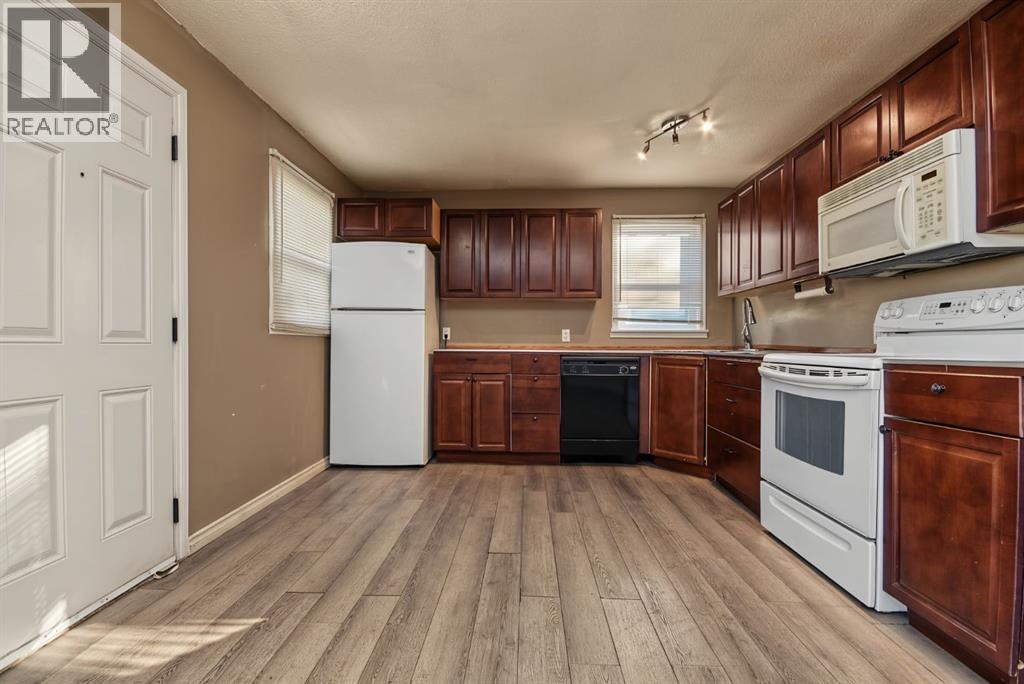 9319 108 Avenue Property Photo 4
