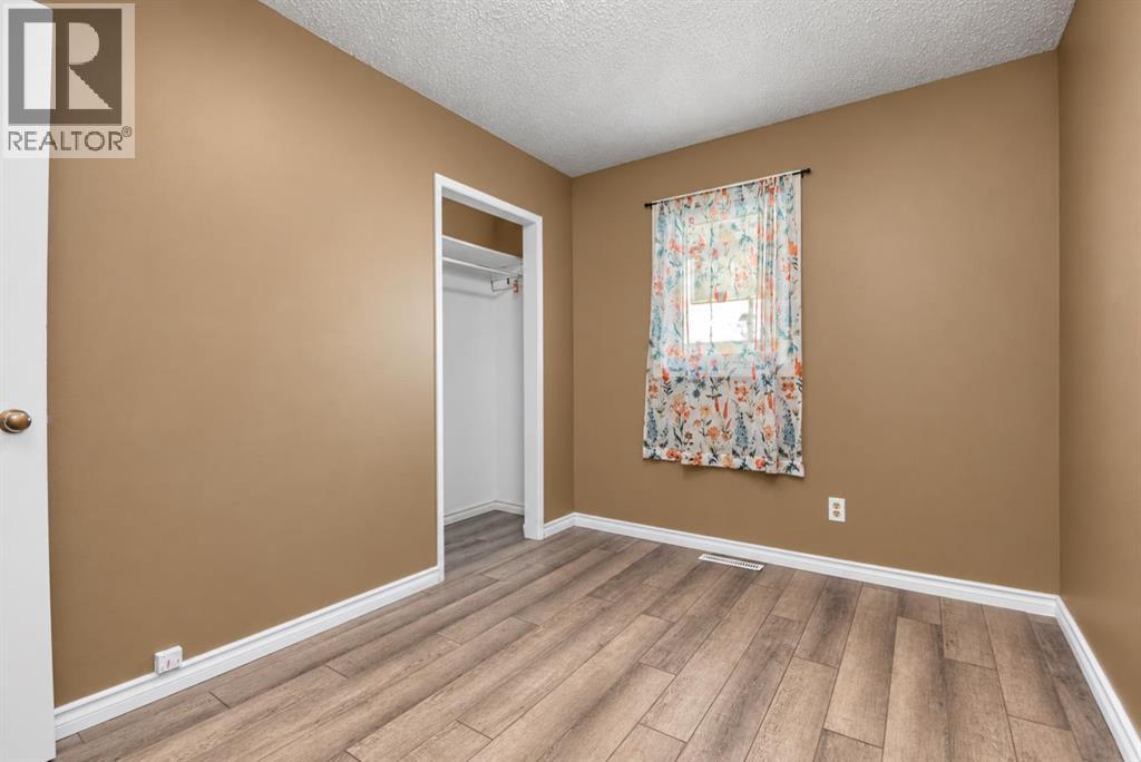 9319 108 Avenue Property Photo 8
