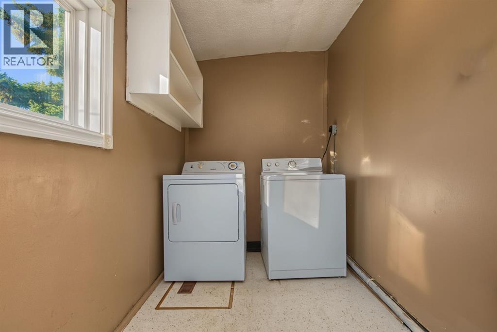 9319 108 Avenue Property Photo 14