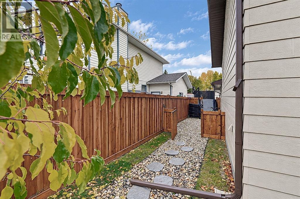8926 102 Avenue Property Photo 38