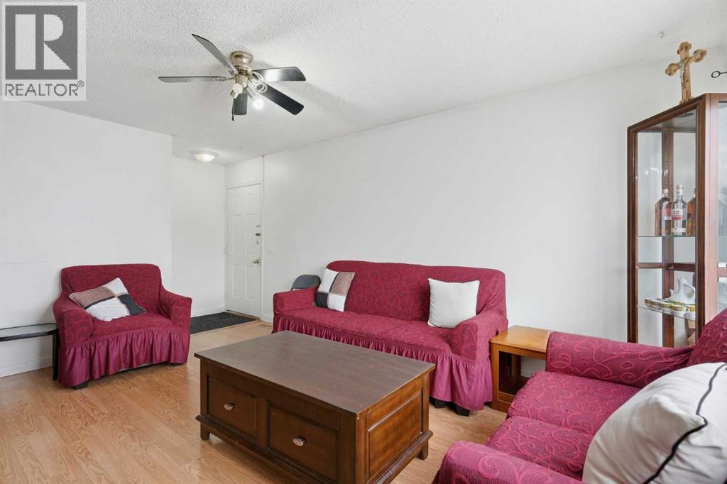 188 Maitland Drive Ne Property Photo 5