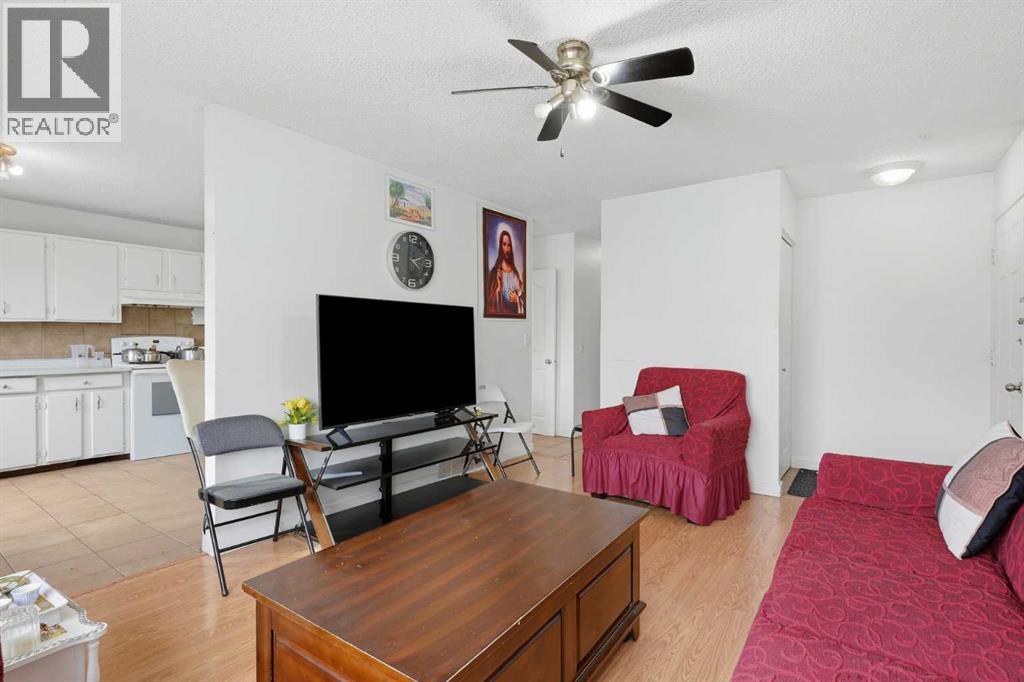 188 Maitland Drive Ne Property Photo 6