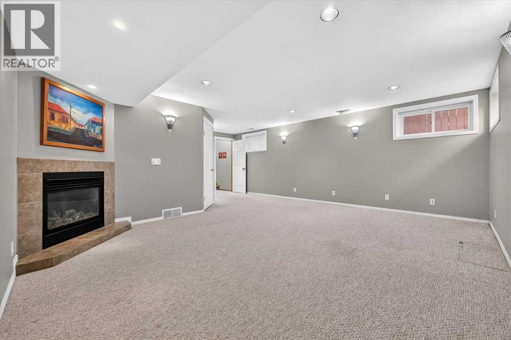 26 Saddlemead Way Ne Property Photo 29